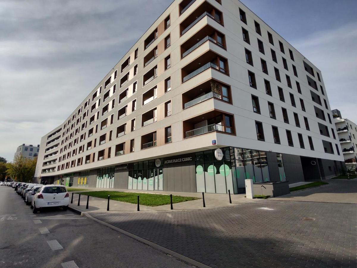 Uroczy Apartament Z Miejscem Na Auto W Garazu Apartment Varşovia Exterior foto