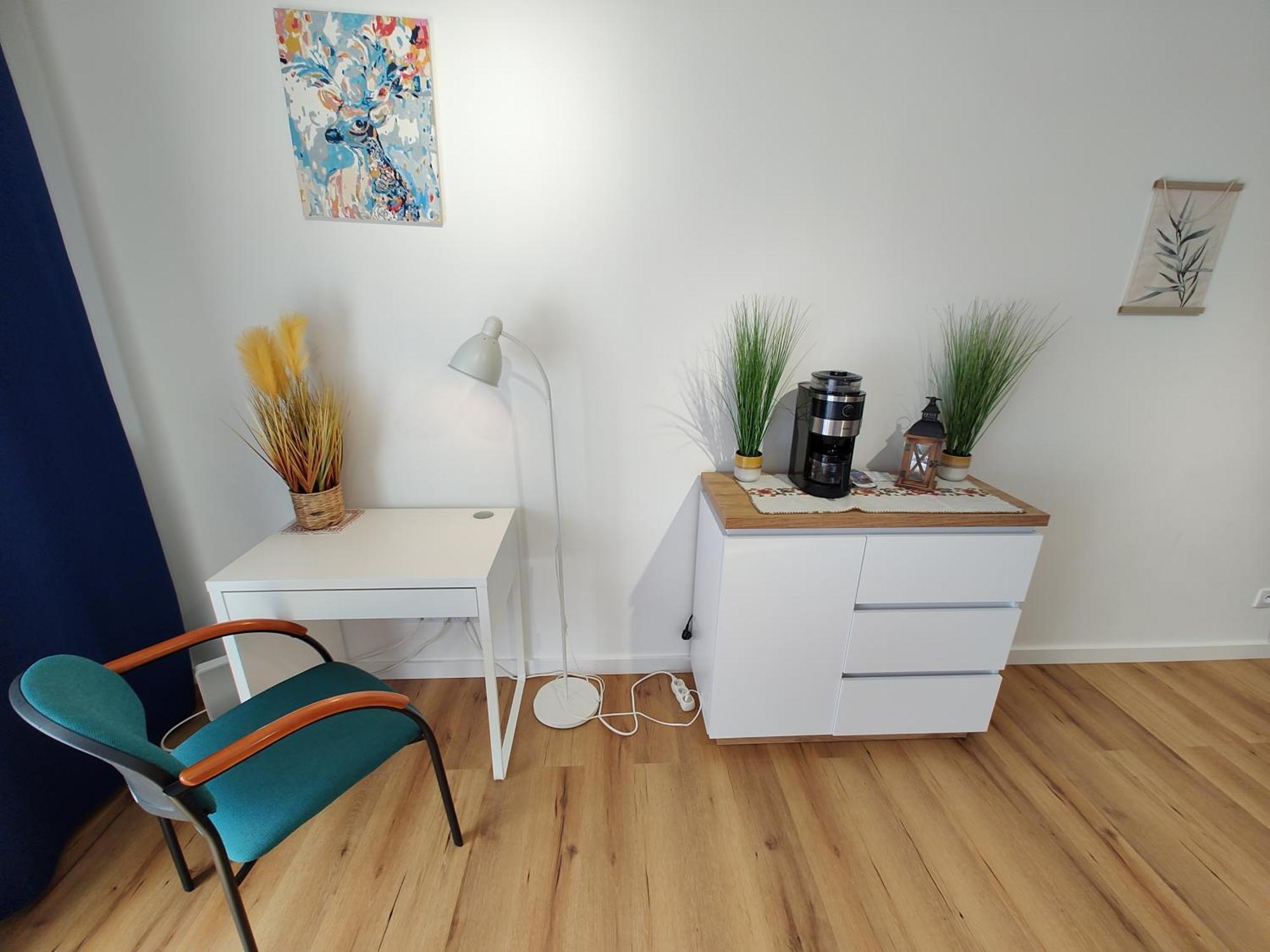 Uroczy Apartament Z Miejscem Na Auto W Garazu Apartment Varşovia Exterior foto